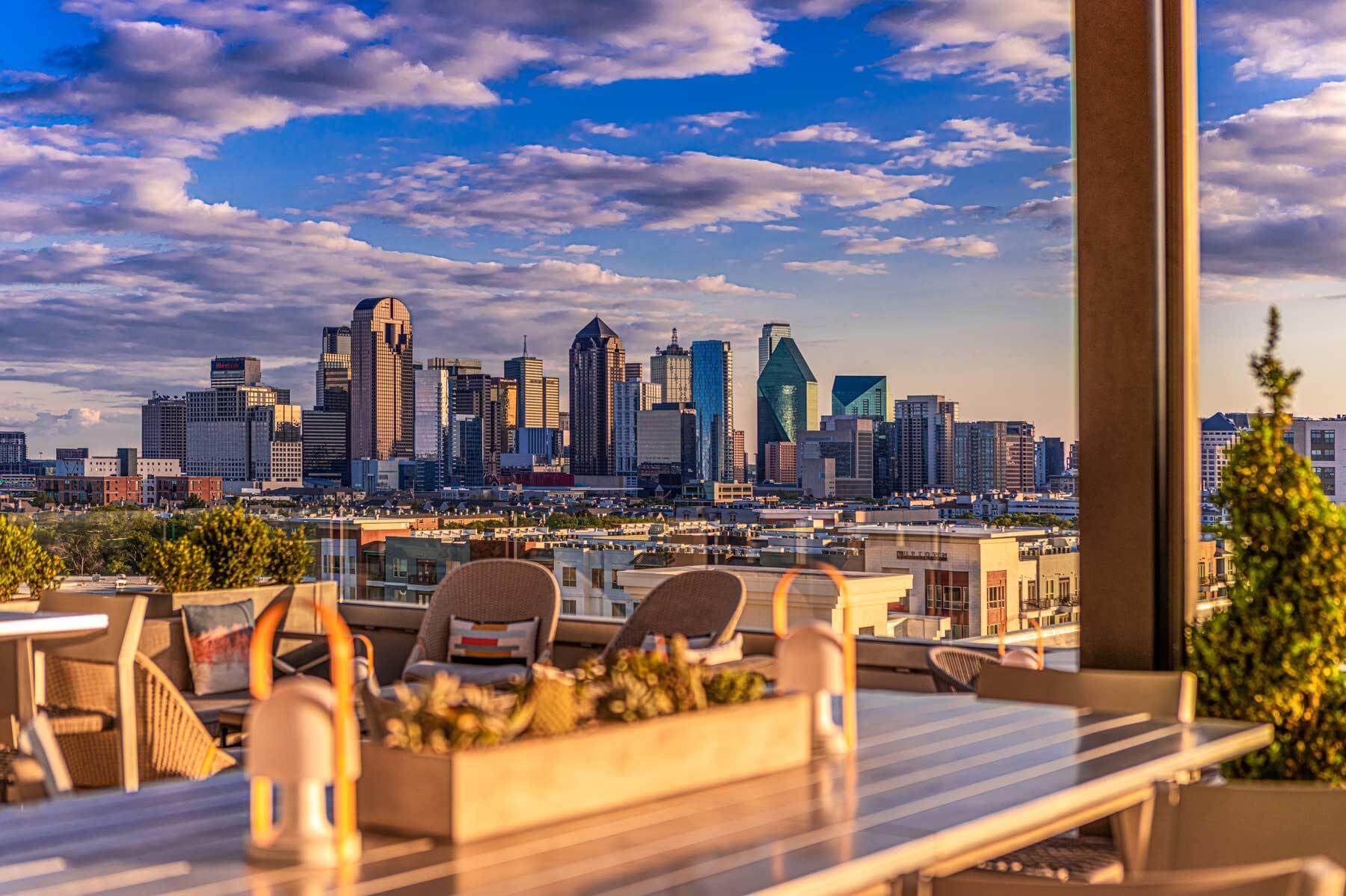 What are the steps to begin an Airbnb business in Dallas